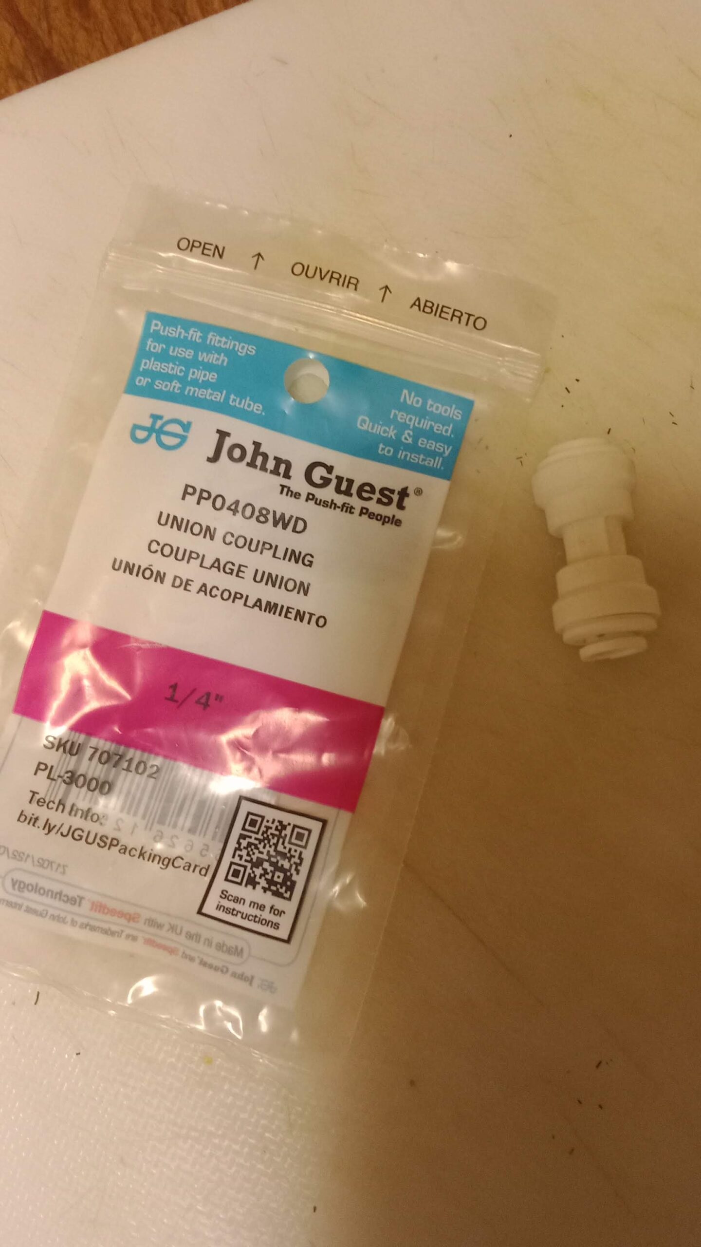 Plastic Tubing Leak Repair Lifehack